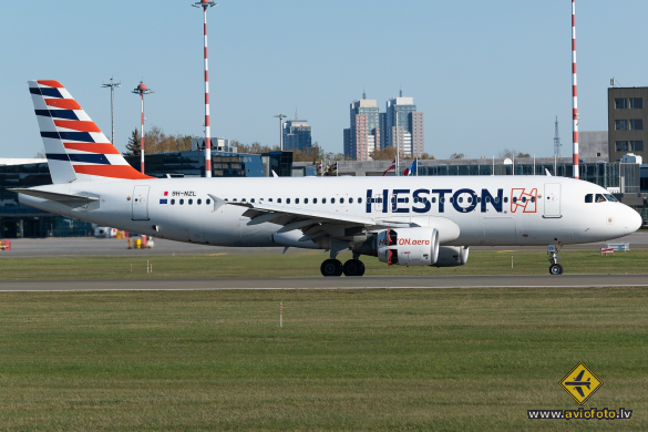 Airbus A320-214